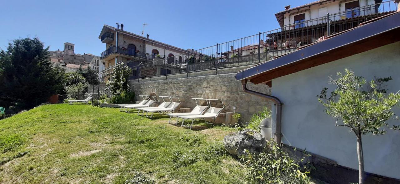 Ristorante Albergo Da Maurizio Cravanzana Kültér fotó