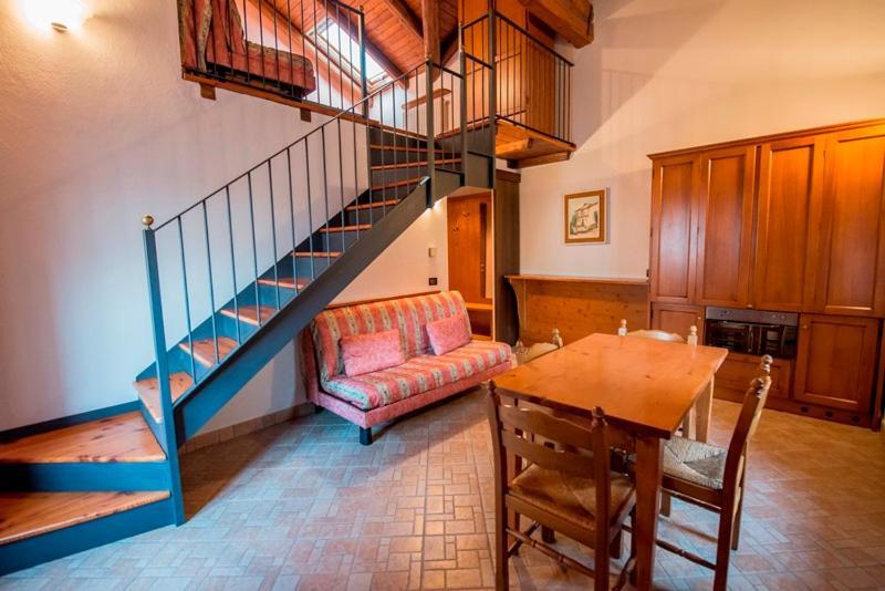 Ristorante Albergo Da Maurizio Cravanzana Kültér fotó